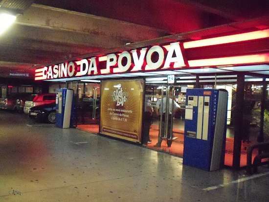découvrez le casino de póvoa de varzim, un lieu incontournable alliant divertissement, jeux passionnants et une ambiance unique en bord de mer au portugal.