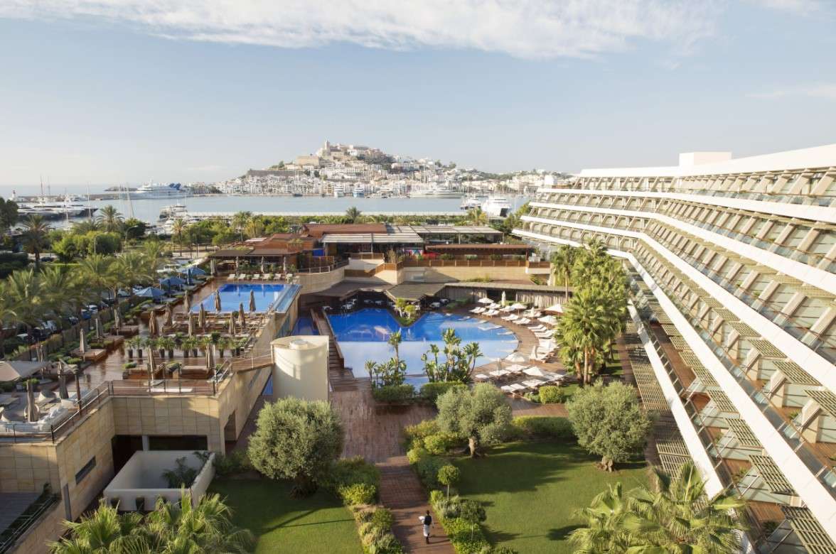découvrez les meilleurs casinos à ibiza, profitez de jeux passionnants, d'une ambiance festive et d'un cadre unique pour des moments inoubliables.